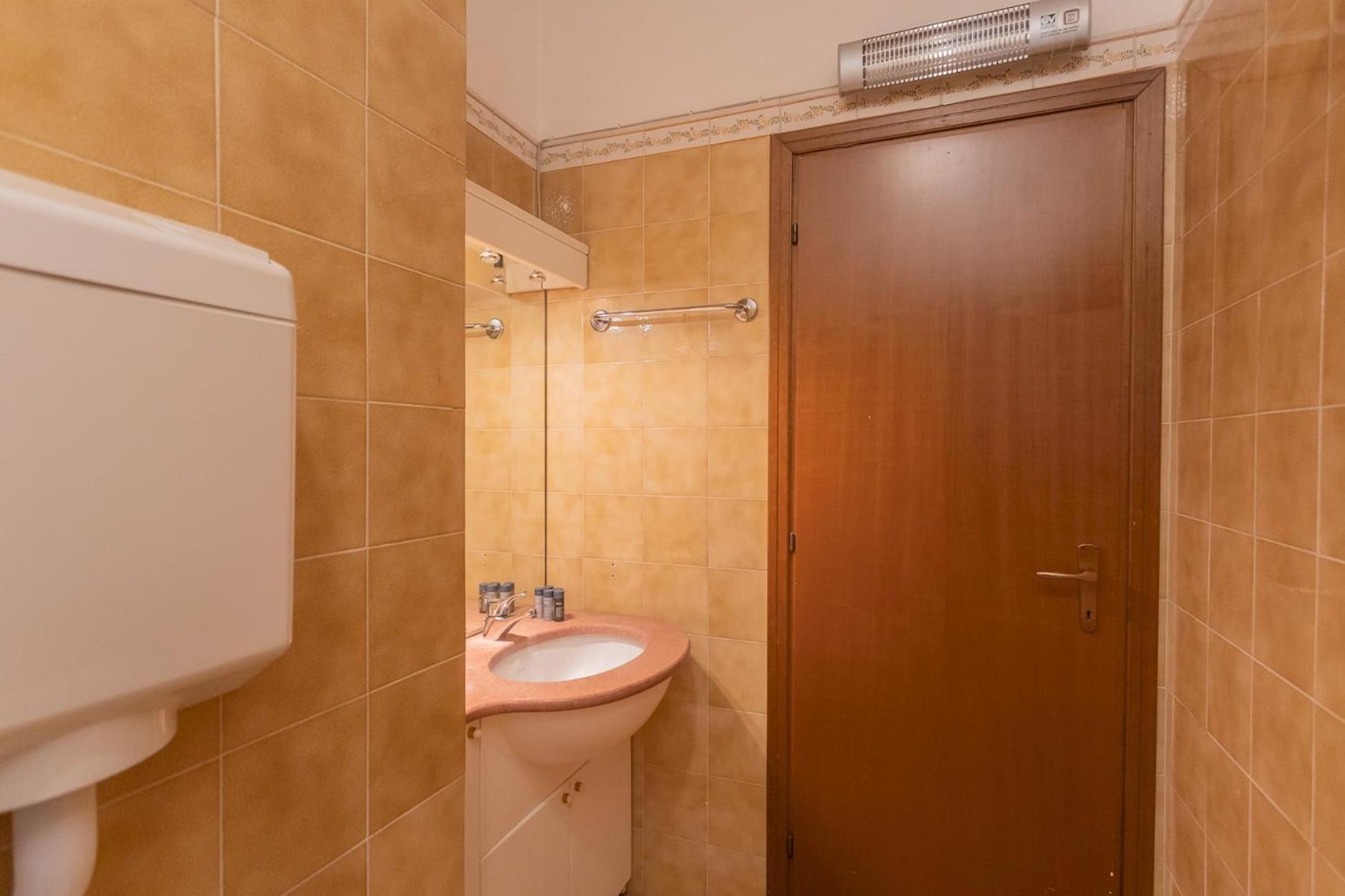 Front With Private Funicular By Rent Appartement *